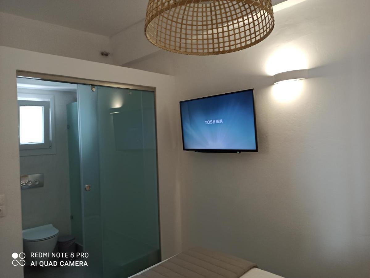 Kleri'S Apartments 2 Tinos Екстер'єр фото