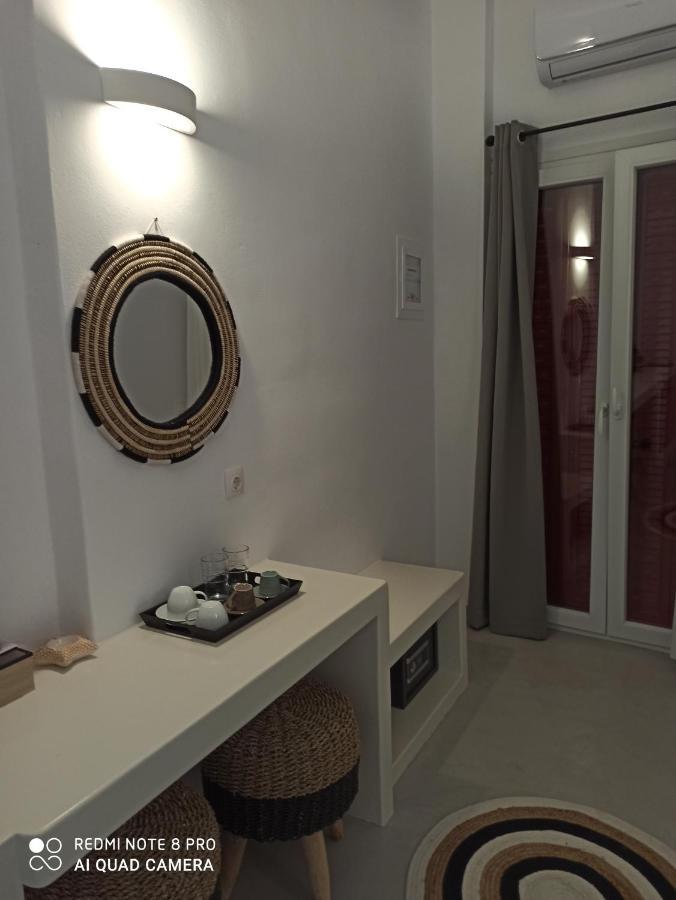 Kleri'S Apartments 2 Tinos Екстер'єр фото